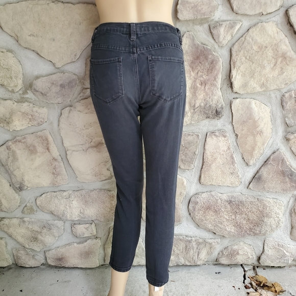 FOREVER 21 | Washed Black Skinny Jeans - Picture 5 of 8